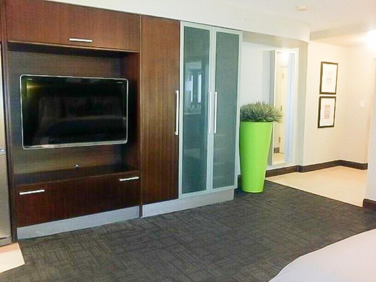 Ocean Drive Front Apartment *